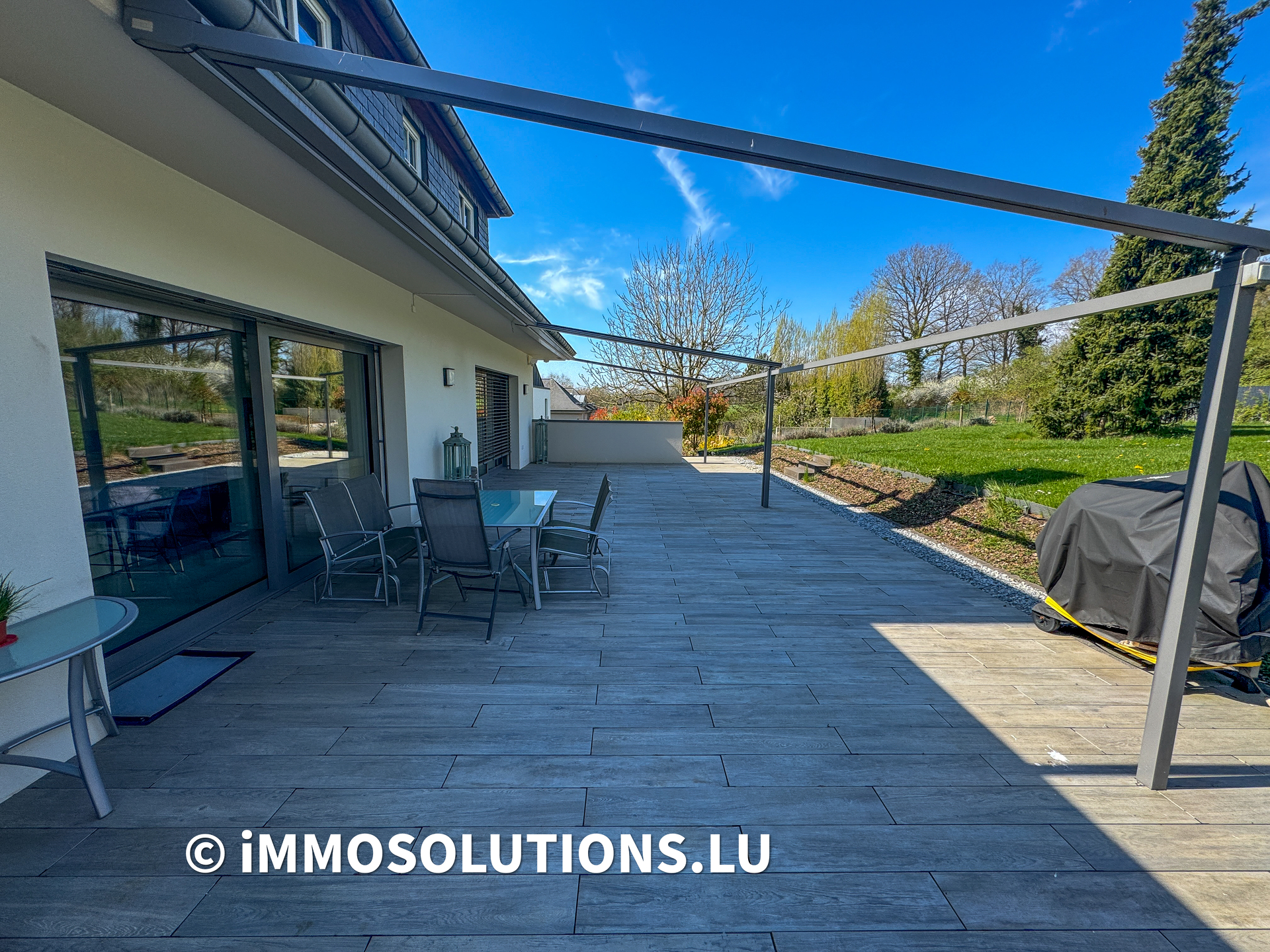 Maison — Hesperange · 636 m² - photo 24